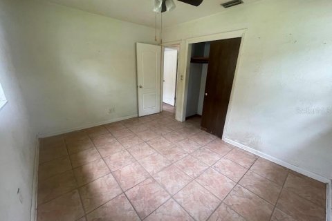 House in Tampa, Florida 3 bedrooms, 109.62 sq.m. № 1808414 - photo 8