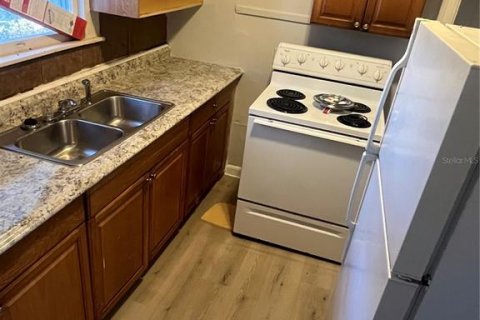 Снять в аренду виллу или дом в Сент-Питерсберг, Флорида 6 комнат, 100.24м2, № 1658117 - фото 4