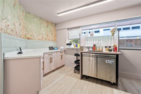 Immobilier commercial à vendre à Miami, Floride № 2001446 - photo 13