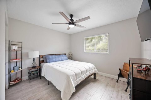 House in Bradenton, Florida 3 bedrooms, 177.07 sq.m. № 1893989 - photo 17