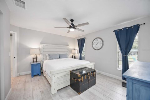 House in Bradenton, Florida 3 bedrooms, 177.07 sq.m. № 1893989 - photo 15