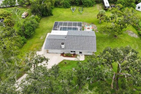 House in Bradenton, Florida 3 bedrooms, 177.07 sq.m. № 1893989 - photo 3