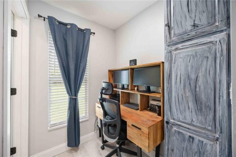 House in Bradenton, Florida 3 bedrooms, 177.07 sq.m. № 1893989 - photo 16