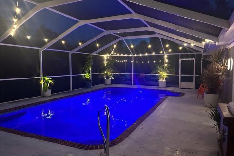 House in Bradenton, Florida 3 bedrooms, 177.07 sq.m. № 1893989 - photo 5