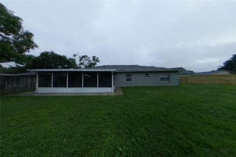 Villa ou maison à louer à Orlando, Floride: 3 chambres, 120.77 m2 № 2418927 - photo 15
