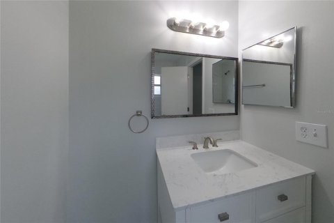 Villa ou maison à louer à Orlando, Floride: 3 chambres, 120.77 m2 № 2418927 - photo 11
