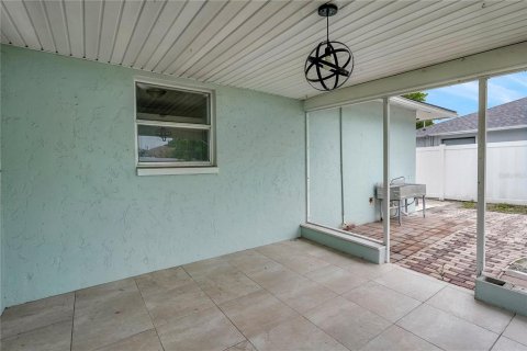 Villa ou maison à vendre à Cape Coral, Floride: 3 chambres, 133.31 m2 № 1773899 - photo 28