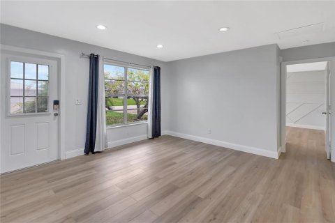 Villa ou maison à vendre à Cape Coral, Floride: 3 chambres, 133.31 m2 № 1773899 - photo 3