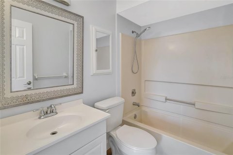 Villa ou maison à vendre à Cape Coral, Floride: 3 chambres, 133.31 m2 № 1773899 - photo 21