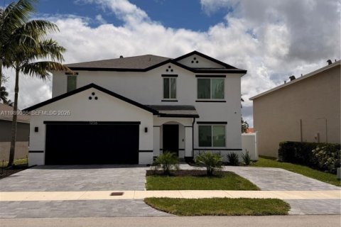 House in Miami Gardens, Florida 6 bedrooms, 275.73 sq.m. № 2299993 - photo 2