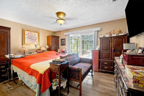 House in Mims, Florida 4 bedrooms, 220.74 sq.m. № 2228391 - photo 19
