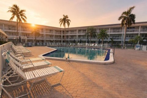 Condominio en venta en Fort Lauderdale, Florida, 2 dormitorios, 81.29 m2 № 2153967 - foto 28