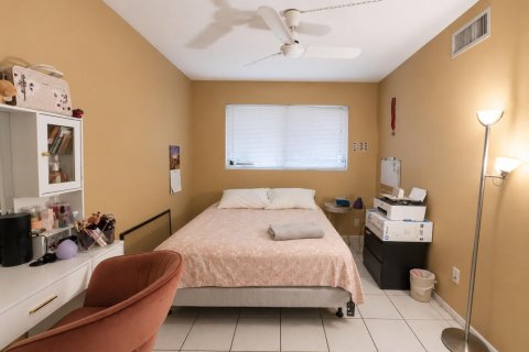 Condominio en venta en Fort Lauderdale, Florida, 2 dormitorios, 81.29 m2 № 2153967 - foto 26