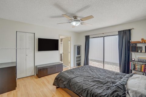 House in Boynton Beach, Florida 4 bedrooms, 131.83 sq.m. № 1756698 - photo 26