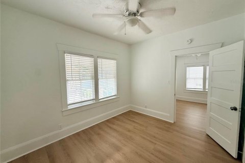 House in DeLand, Florida 2 bedrooms, 57.97 sq.m. № 2378309 - photo 6