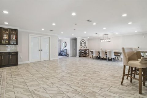 House in Clearwater, Florida 4 bedrooms, 205.22 sq.m. № 2425666 - photo 28