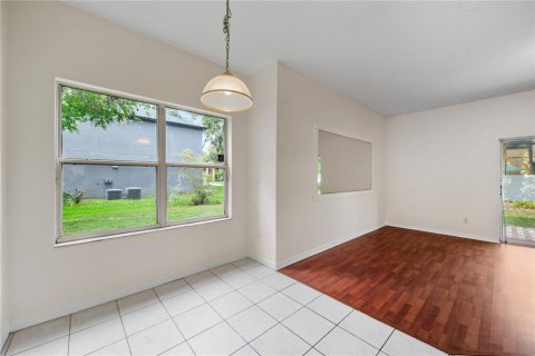 House in Ocoee, Florida 4 bedrooms, 228.54 sq.m. № 2211436 - photo 16