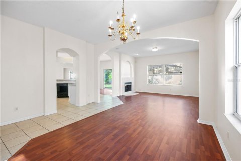 House in Ocoee, Florida 4 bedrooms, 228.54 sq.m. № 2211436 - photo 9