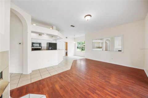 House in Ocoee, Florida 4 bedrooms, 228.54 sq.m. № 2211436 - photo 13