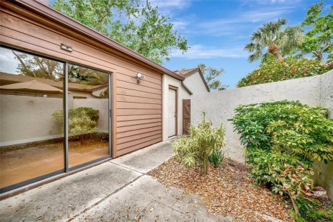 Condo in Bradenton, Florida, 2 bedrooms № 2100129 - photo 5