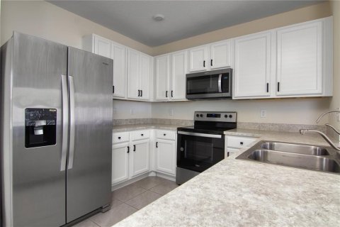 Casa en alquiler en Saint Cloud, Florida, 3 dormitorios, 139.45 m2 № 1906762 - foto 12