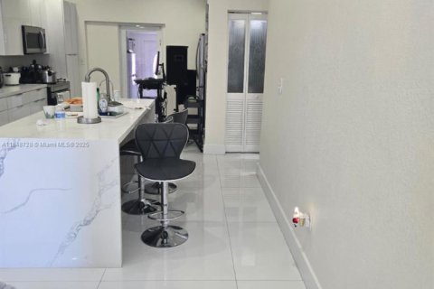 Купить виллу или дом в Хомстед, Флорида 3 спальни, 120.03м2, № 1957620 - фото 18