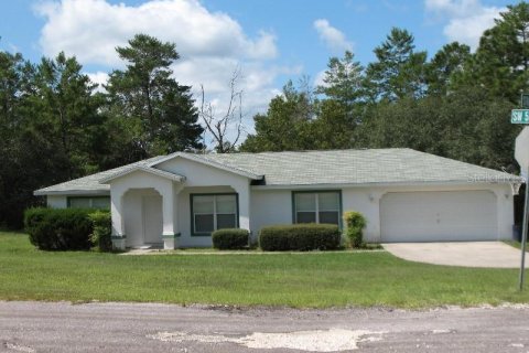 House in Ocala, Florida 3 bedrooms, 112.88 sq.m. № 1915441 - photo 1