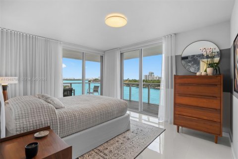 Condominio en venta en Bay Harbor Islands, Florida, 2 dormitorios, 108.14 m2 № 2005974 - foto 8