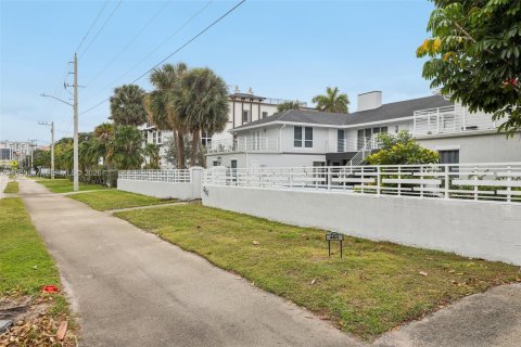 Condominio en venta en Boca Raton, Florida, 2 dormitorios, 109.81 m2 № 2017707 - foto 4