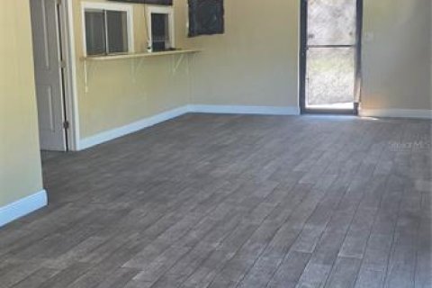 Commercial property in Groveland, Florida 130.43 sq.m. № 2224458 - photo 6