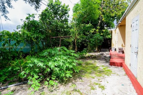 House in Miami, Florida 3 bedrooms, 124.12 sq.m. № 2069628 - photo 16