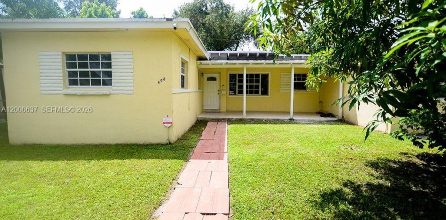 House in Miami, Florida 3 bedrooms, 124.12 sq.m. № 2069628