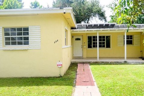 House in Miami, Florida 3 bedrooms, 124.12 sq.m. № 2069628 - photo 19