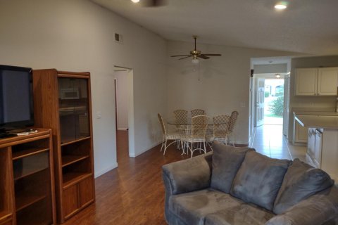 Villa ou maison à louer à Port St. Lucie, Floride: 3 chambres, 164.62 m2 № 2401770 - photo 3