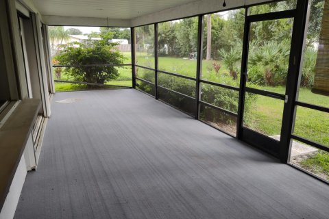 Villa ou maison à louer à Port St. Lucie, Floride: 3 chambres, 164.62 m2 № 2401770 - photo 5