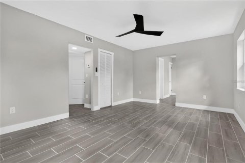 Villa ou maison à louer à Winter Park, Floride: 5 chambres, 229.65 m2 № 2410296 - photo 5