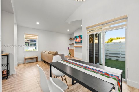 Снять в аренду кондоминиум в Майами, Флорида 1 спальня, 64.47м2, № 2005089 - фото 9