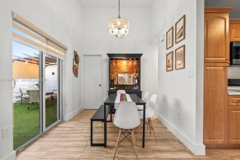 Снять в аренду кондоминиум в Майами, Флорида 1 спальня, 64.47м2, № 2005089 - фото 7