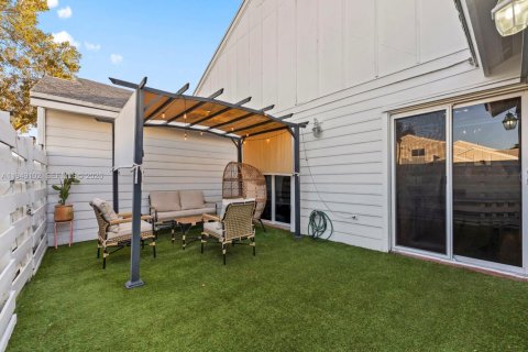 Снять в аренду кондоминиум в Майами, Флорида 1 спальня, 64.47м2, № 2005089 - фото 22