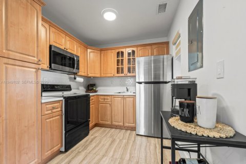 Снять в аренду кондоминиум в Майами, Флорида 1 спальня, 64.47м2, № 2005089 - фото 12