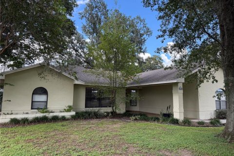 Casa en Lakeland, Florida 3 dormitorios, 144.37 m2 № 2386286