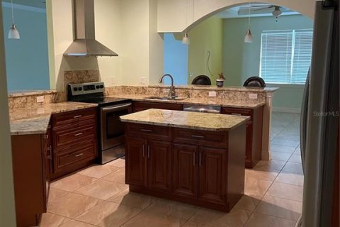 House in Cape Coral, Florida 3 bedrooms, 264.68 sq.m. № 1392662 - photo 15