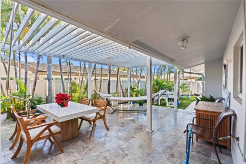 Villa ou maison à vendre à Fort Lauderdale, Floride: 3 chambres, 158.77 m2 № 2083659 - photo 7