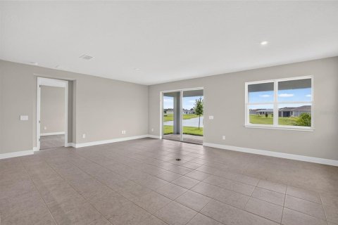 House in Parrish, Florida 3 bedrooms, 205.22 sq.m. № 2235757 - photo 13