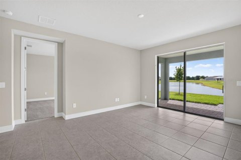 House in Parrish, Florida 3 bedrooms, 205.22 sq.m. № 2235757 - photo 18