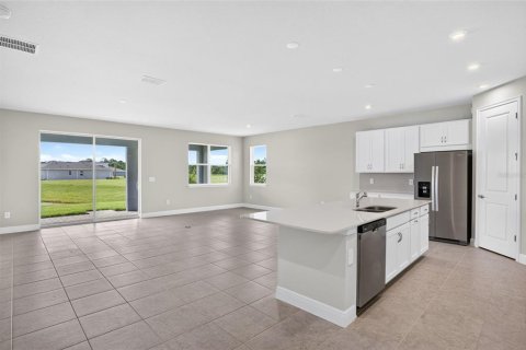 House in Parrish, Florida 3 bedrooms, 205.22 sq.m. № 2235757 - photo 11
