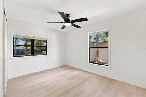 Villa ou maison à vendre à Kissimmee, Floride: 3 chambres, 149.29 m2 № 2324788 - photo 22