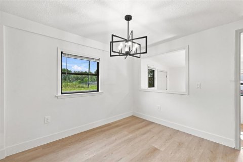 Villa ou maison à vendre à Kissimmee, Floride: 3 chambres, 149.29 m2 № 2324788 - photo 13