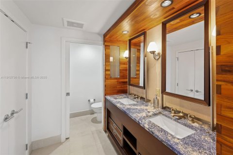 Copropriété à vendre à Miami Beach, Floride: 1 chambre, 76.18 m2 № 1969111 - photo 23