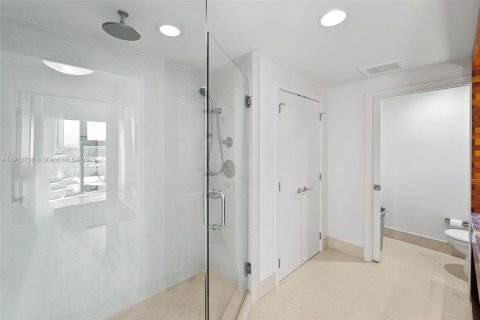 Copropriété à vendre à Miami Beach, Floride: 1 chambre, 76.18 m2 № 1969111 - photo 22